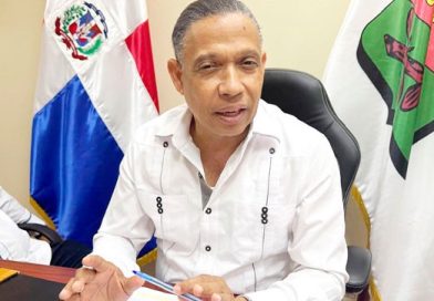 Alcaldía SFM soluciona problema sanitario histórico en el barrio Puerto Rico tras más de 50 años