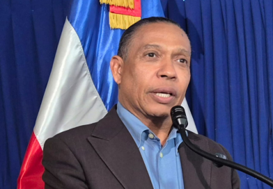 Alcalde Alex Díaz Paulino envía expresiva felicitación a los locutores en su Día Nacional