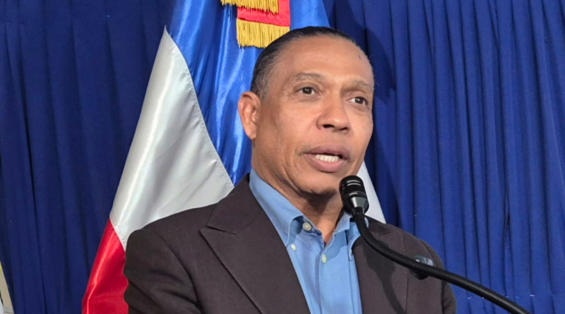 Alcalde Alex Díaz Paulino envía expresiva felicitación a los locutores en su Día Nacional