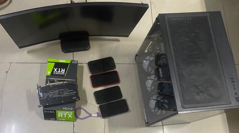 Arrestan cuatro personas por presuntas estafas electrónicas y recuperan equipos tecnológicos en Santiago