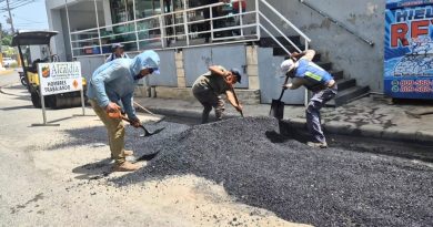 Ayuntamiento y Obras Públicas desarrollan programa de bacheo y reparación de calles en SFM