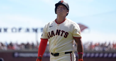 Gigantes a la expectativa: Escuchan ofertas por Devers y Chapman pero retienen a Logan Webb Gigantes a la expectativa: Escuchan ofertas por Devers y Chapman pero retienen a Logan Webb