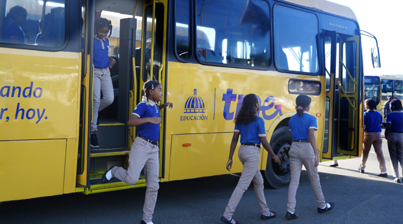 Director del TRAE asegura familias dominicanas han ahorrado más de RD$21,500 millones por transporte escolar