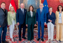 Kamala Harris dice que el Gobierno Trump es el más corrupto e incompetente de la historia de EE.UU. Kamala Harris dice que el Gobierno Trump es el más corrupto e incompetente de la historia de EE.UU.
