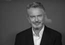 Fallece el actor Sam Neill, conocido por su participación en “Jurassic Park”