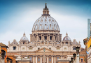 El Vaticano sanciona a seis obispos tradicionalistas por desacato El Vaticano sanciona a seis obispos tradicionalistas por desacato