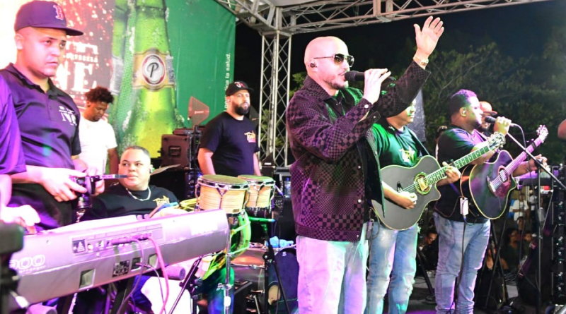 Con multitudinaria presentación de Nacho Estrella inician las Fiestas Patronales Santa Ana 2026 en SFM Con multitudinaria presentación de Nacho Estrella inician las Fiestas Patronales Santa Ana 2026 en SFM