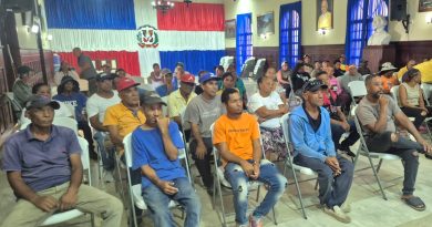 Ayuntamiento de SFM fortalece capacitación del personal de Ornato, Plazas y Parques mediante curso impartido por la LMD Ayuntamiento de SFM fortalece capacitación del personal de Ornato, Plazas y Parques mediante curso impartido por la LMD