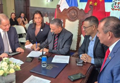 San Francisco de Macorís y Enping formalizan convenio de hermanamiento para impulsar cooperación y desarrollo San Francisco de Macorís y Enping formalizan convenio de hermanamiento para impulsar cooperación y desarrollo