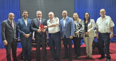 Osiris de León llama a fortalecer la prevención ante riesgos sísmicos en SFM y el Valle del Cibao Osiris de León llama a fortalecer la prevención ante riesgos sísmicos en SFM y el Valle del Cibao